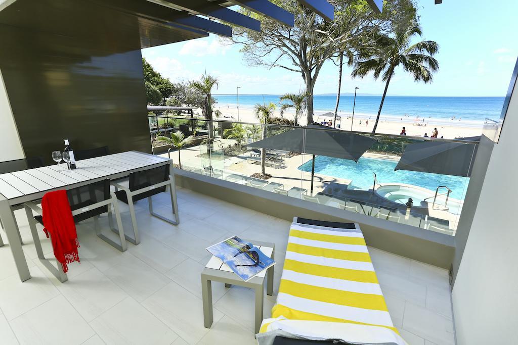 Seahaven Noosa Beachfront Resort Exterior photo